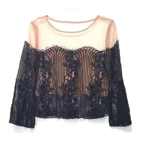 Women's blouse lace  black and tan Size: L       junior